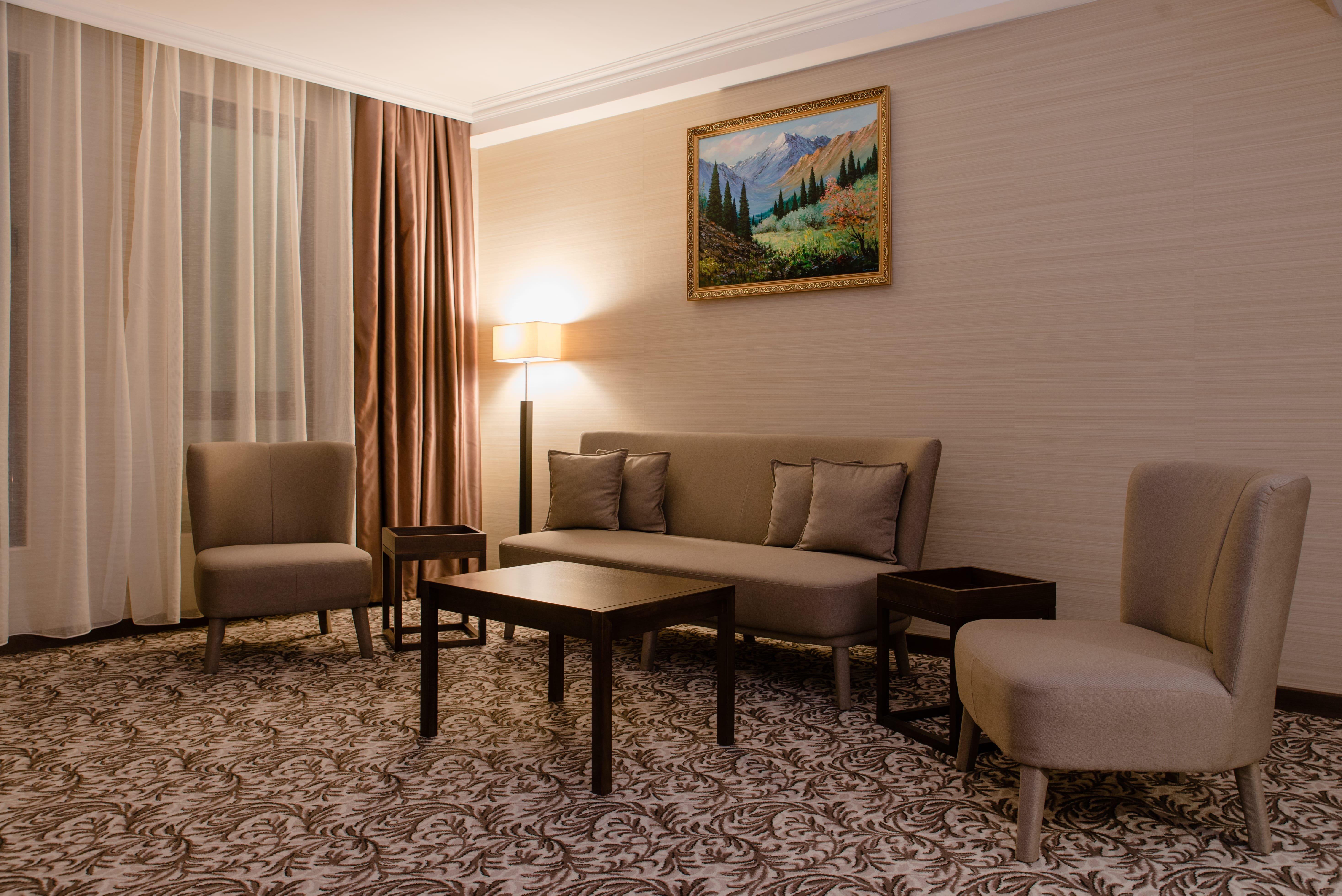 Holiday Inn Aktau By Ihg Exteriör bild