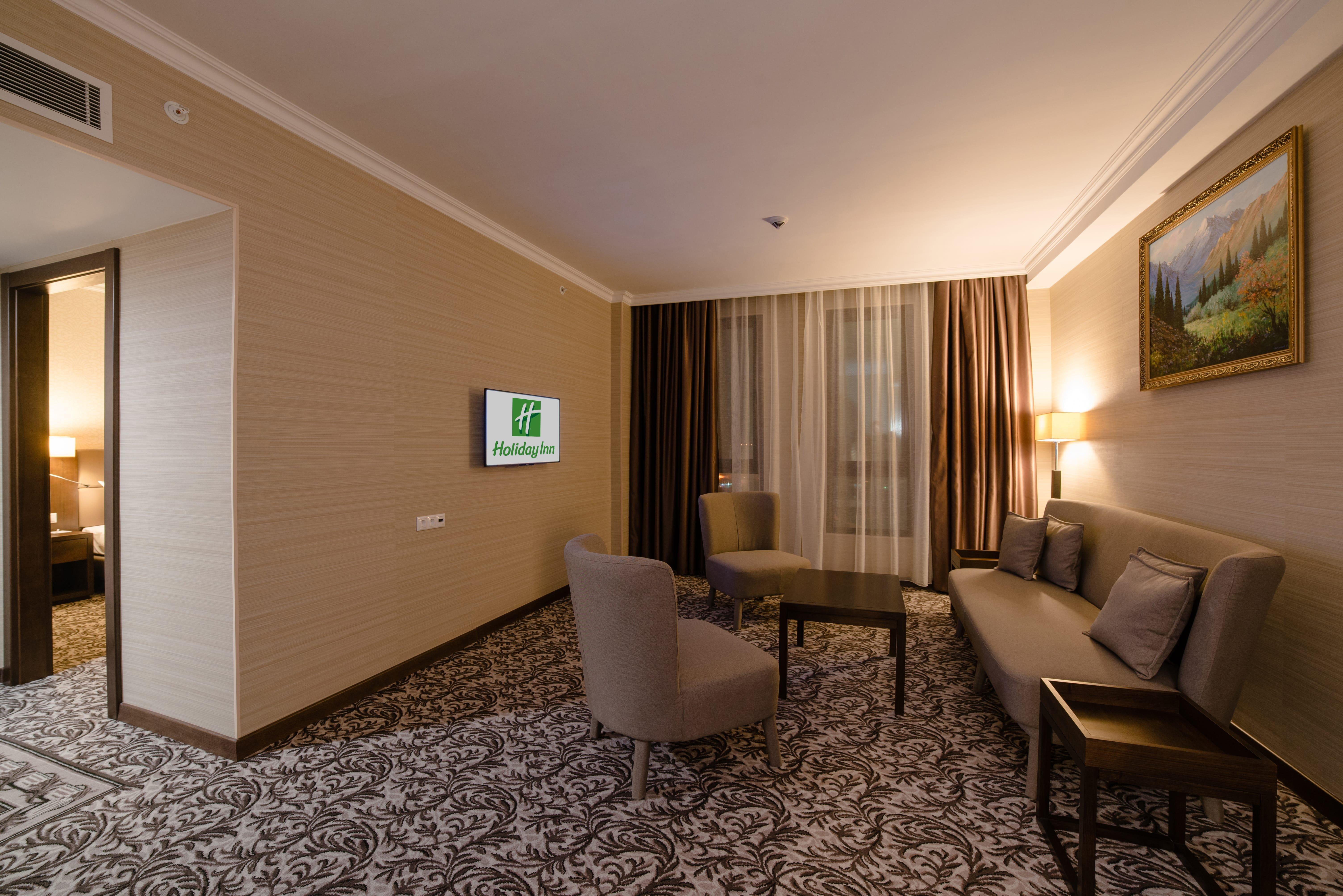 Holiday Inn Aktau By Ihg Exteriör bild